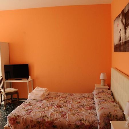 Andrea Affittacamere E B&B Solignano Nuovo Exteriér fotografie