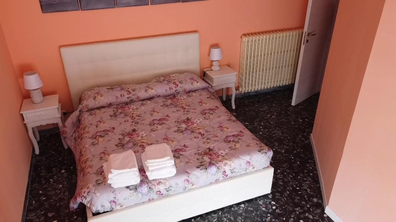 Andrea Affittacamere E B&B Solignano Nuovo Exteriér fotografie