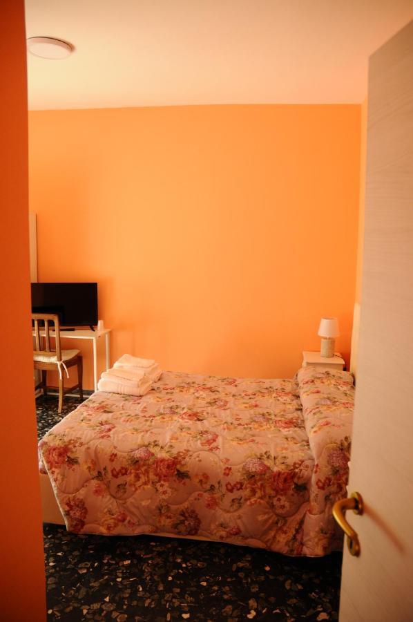Andrea Affittacamere E B&B Solignano Nuovo Exteriér fotografie