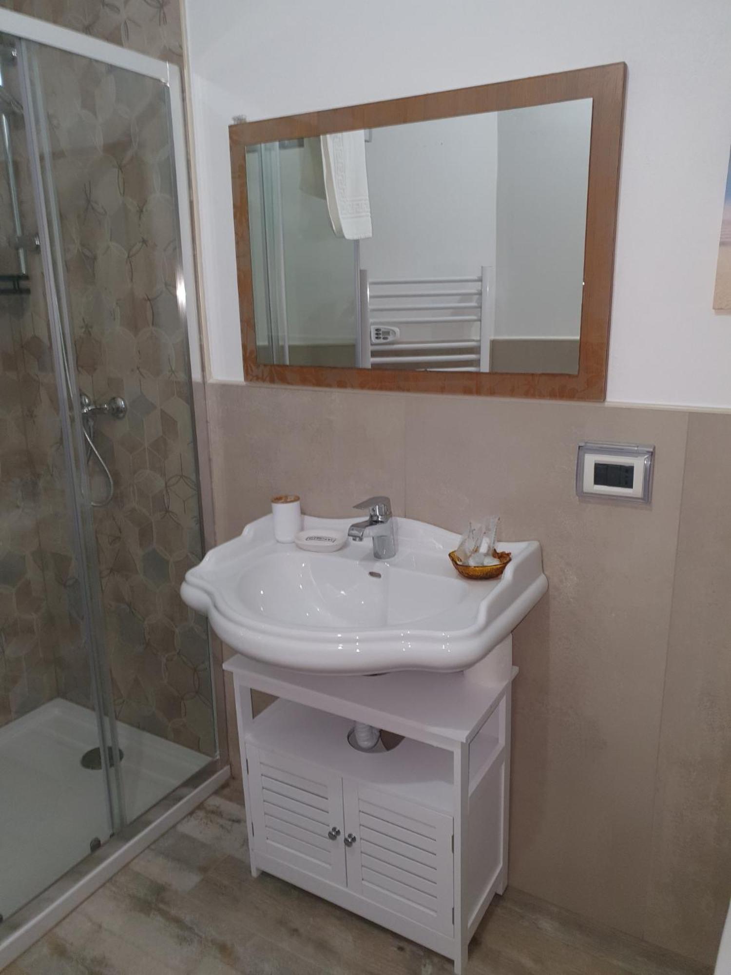 Andrea Affittacamere E B&B Solignano Nuovo Exteriér fotografie